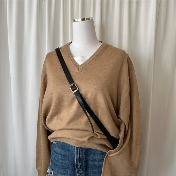 Vintage 1990s Grant Thomas V neck sweater 100% Extra Fine Merino Wool Tan. - Picture 4 of 8